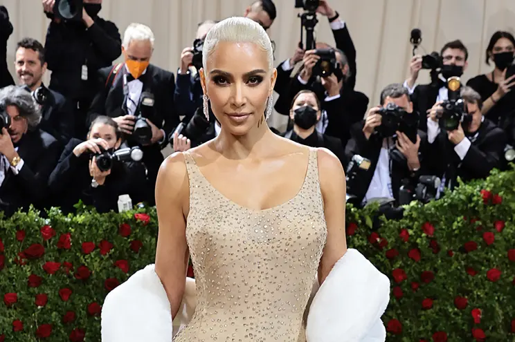 Kim Kardashian siguió una dieta estricta para entrar en el vestido de Marilyn Monroe